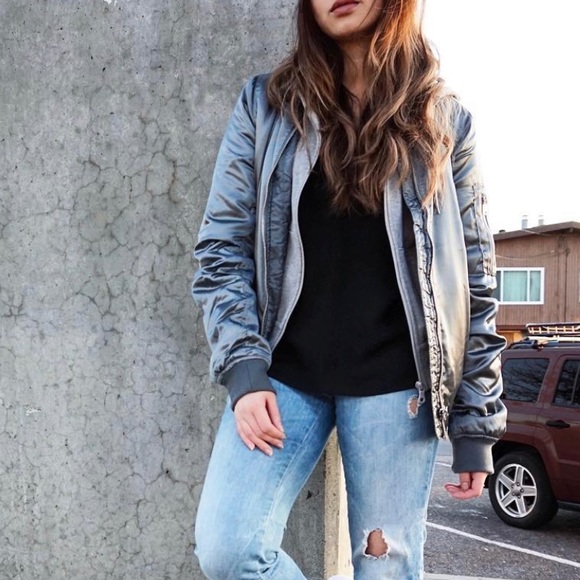 TOPSHOP satin bomber jacket - Picture 2 of 6